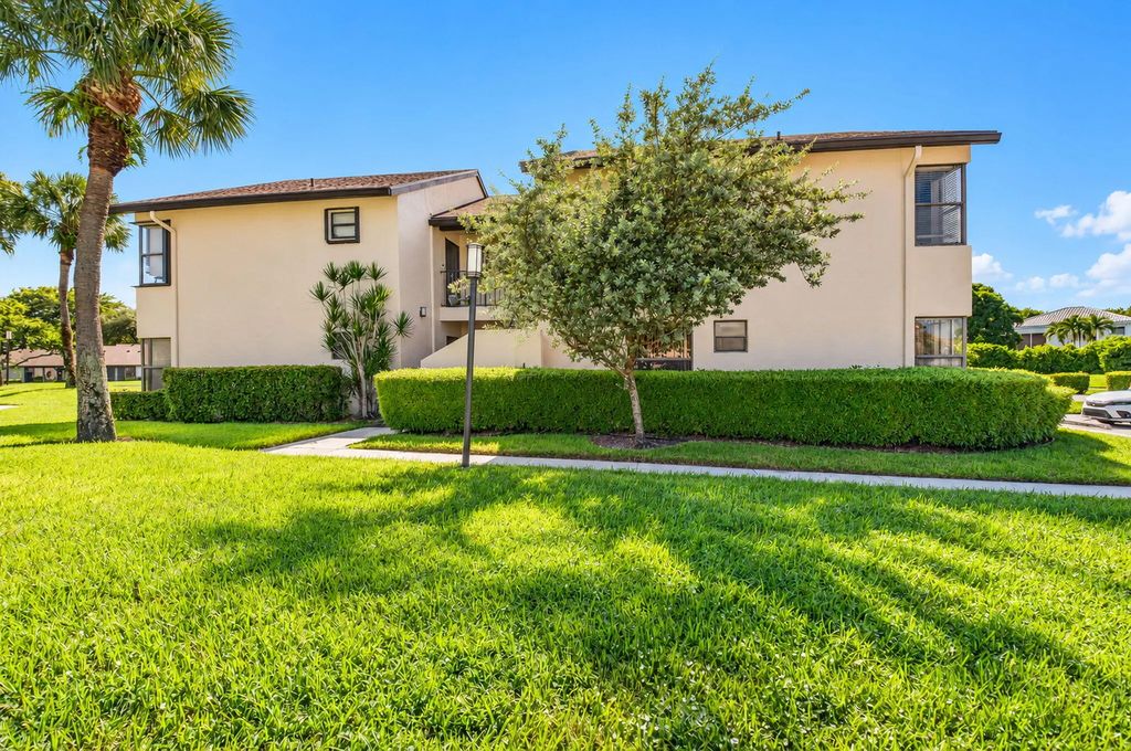 8657 Boca Glades Boulevard W #c, Boca Raton