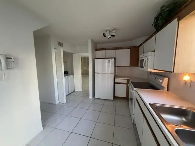 5 of 15 - 9770 Nickels Boulevard #404, Boynton Beach, FL