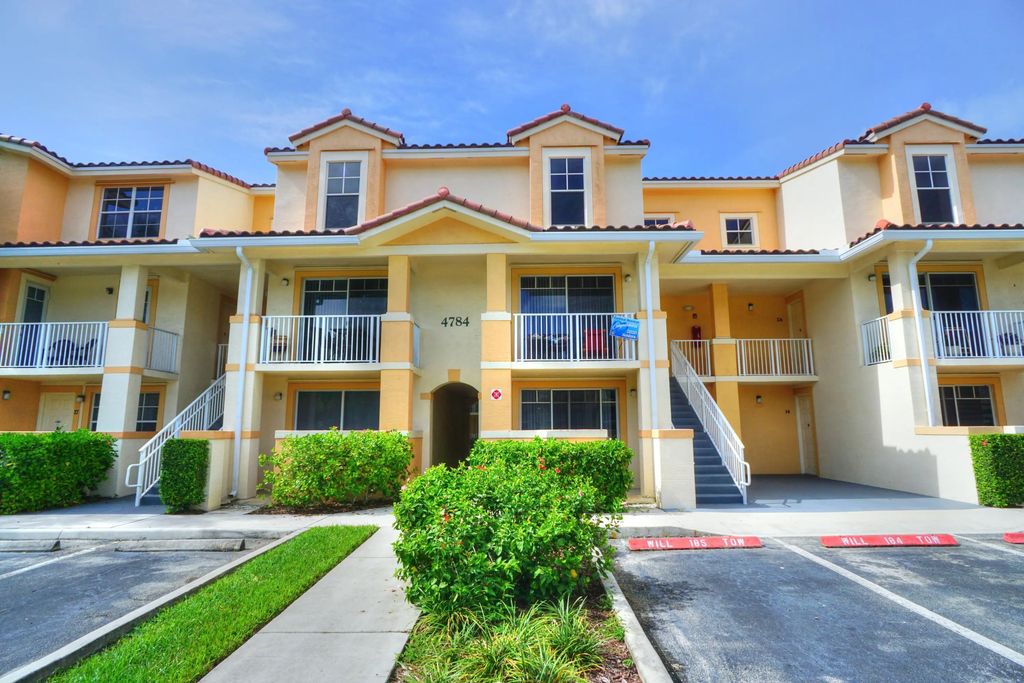 4784 Central Boulevard #15, Jupiter