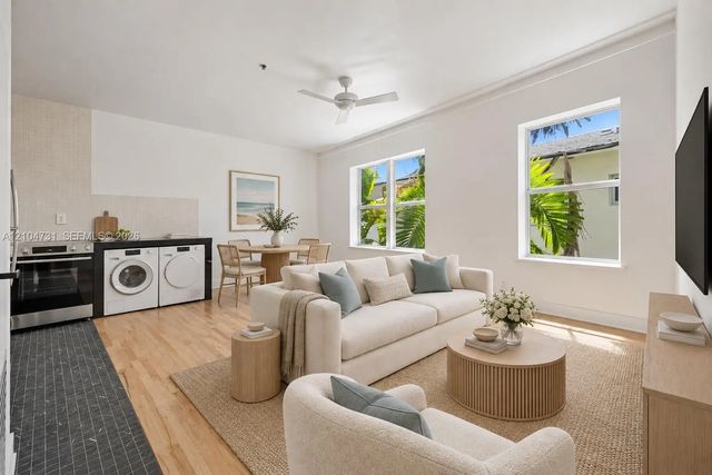 1521 Lenox Avenue #206, Miami Beach
