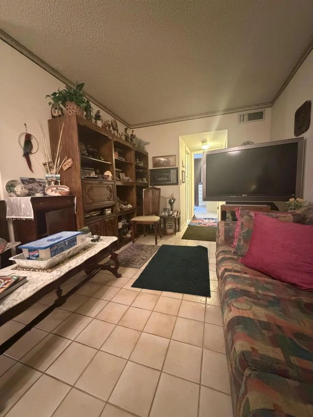 5 of 12 - 2878 Donnelly Drive #103, Lake Worth, FL