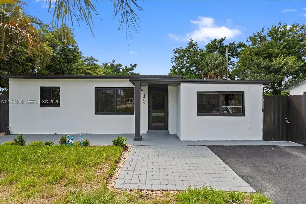 1480 Ne 28th Street, Pompano Beach