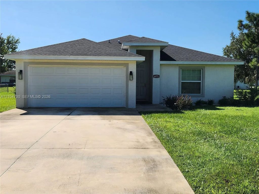 6978 Mexican Hat Drive, 
