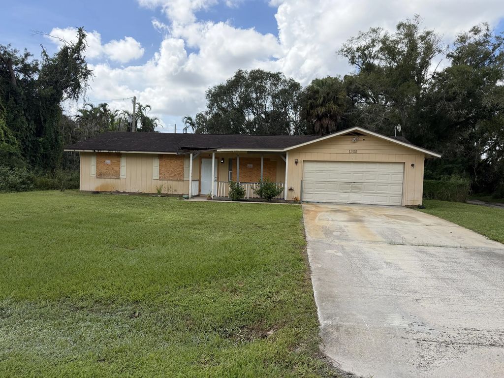 1306 26th Avenue Sw, Vero Beach