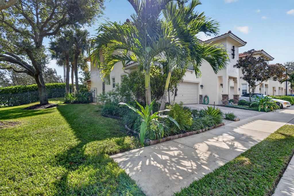 1015 Ventnor Avenue #3a, Delray Beach