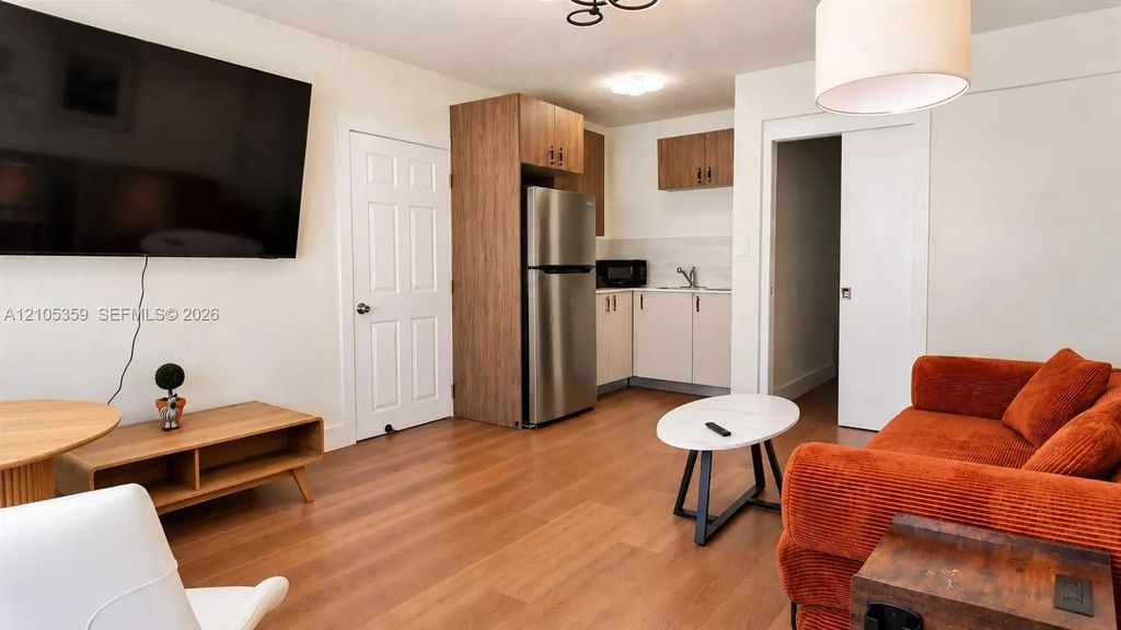 951 Jefferson Avenue #3, Miami Beach