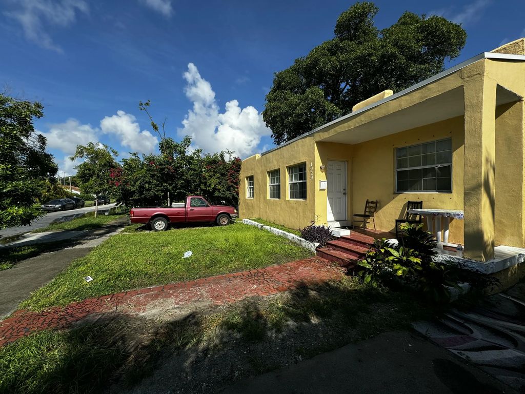 1929 Sw 17th Street, Miami
