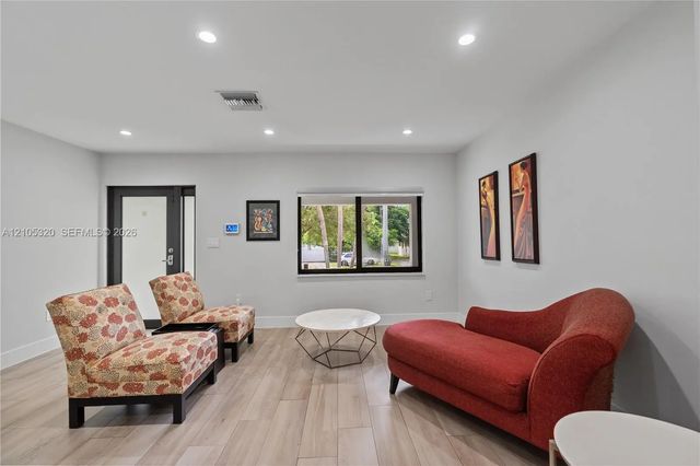 4 of 43 - 6217 Sw 16th Street, West Miami, FL