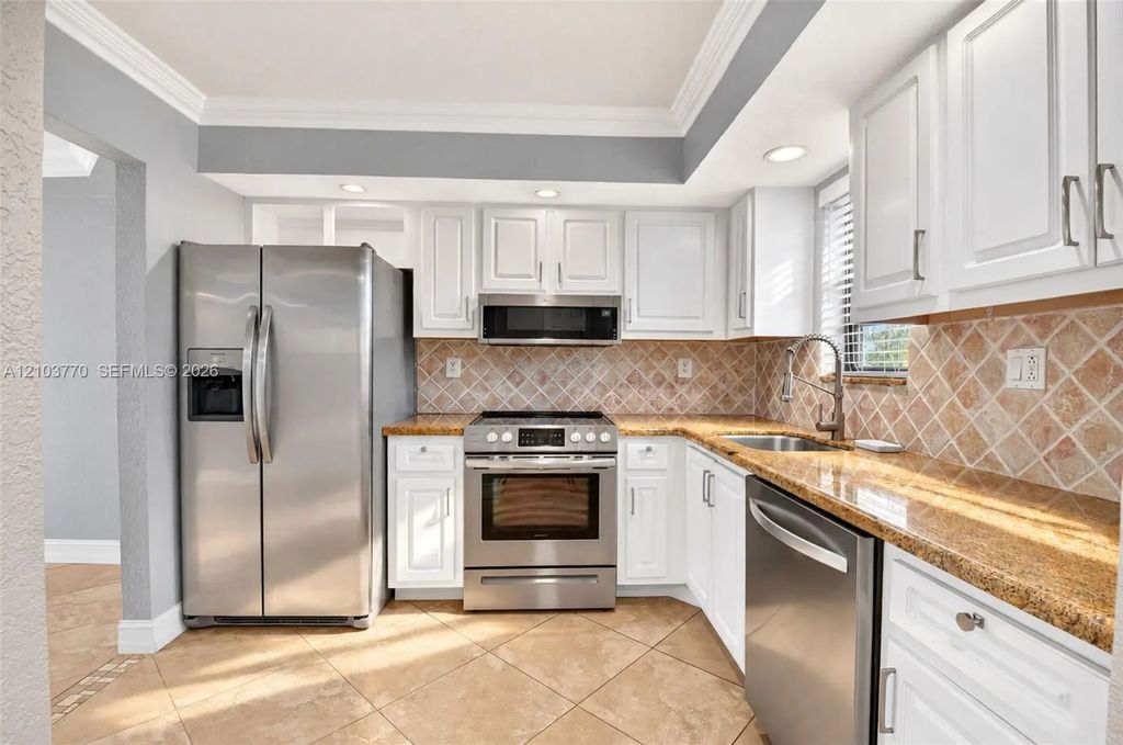 9440 Sw 8th Street #309, Boca Raton