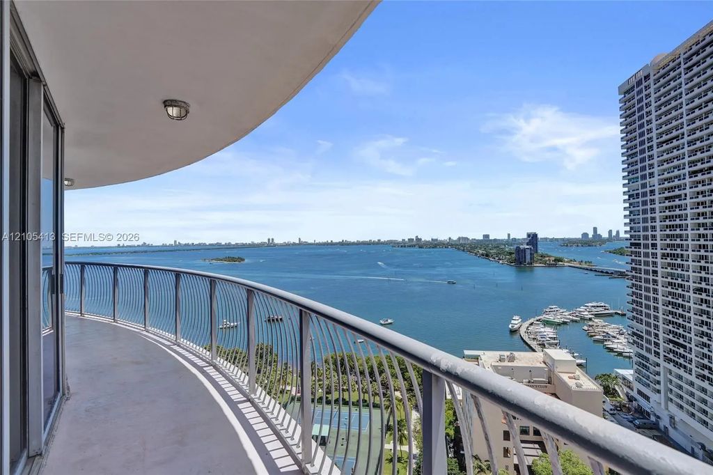 1750 N Bayshore Drive #2202, Miami