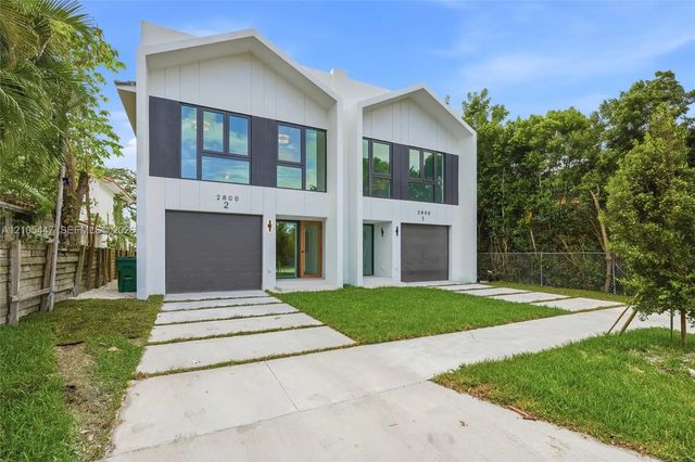 2800 Sw 38th Court #2, Miami