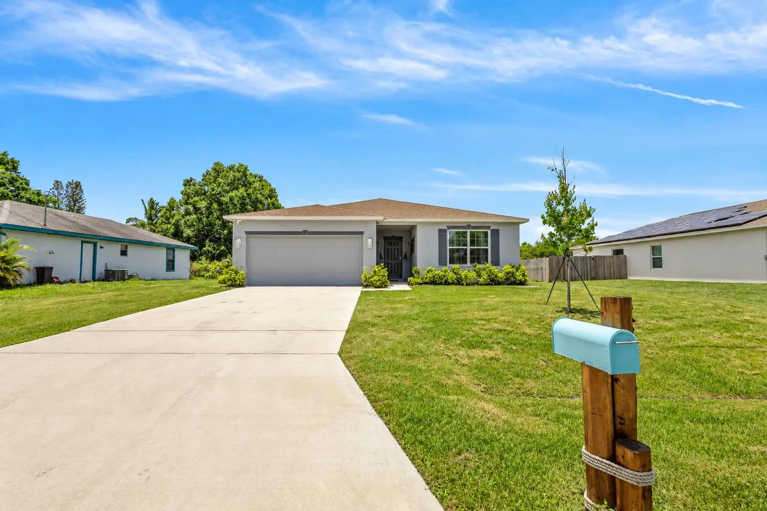2202 Se Trillo Street, Port St. Lucie