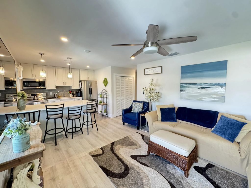5505 N Ocean Boulevard #2-204, Ocean Ridge
