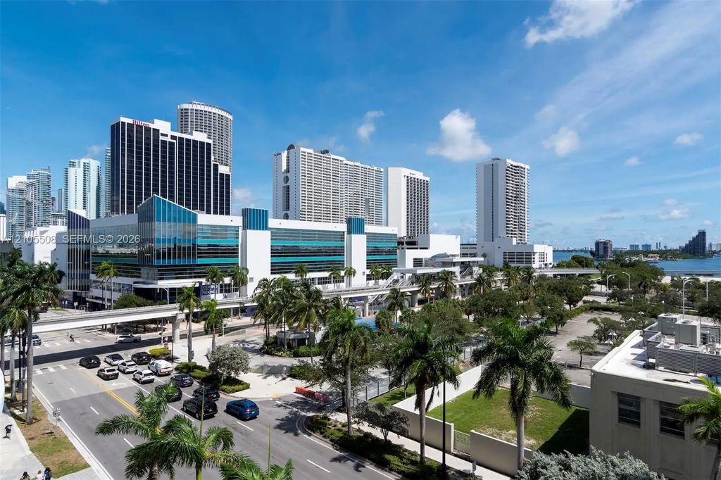 1400 Biscayne Boulevard #504, Miami