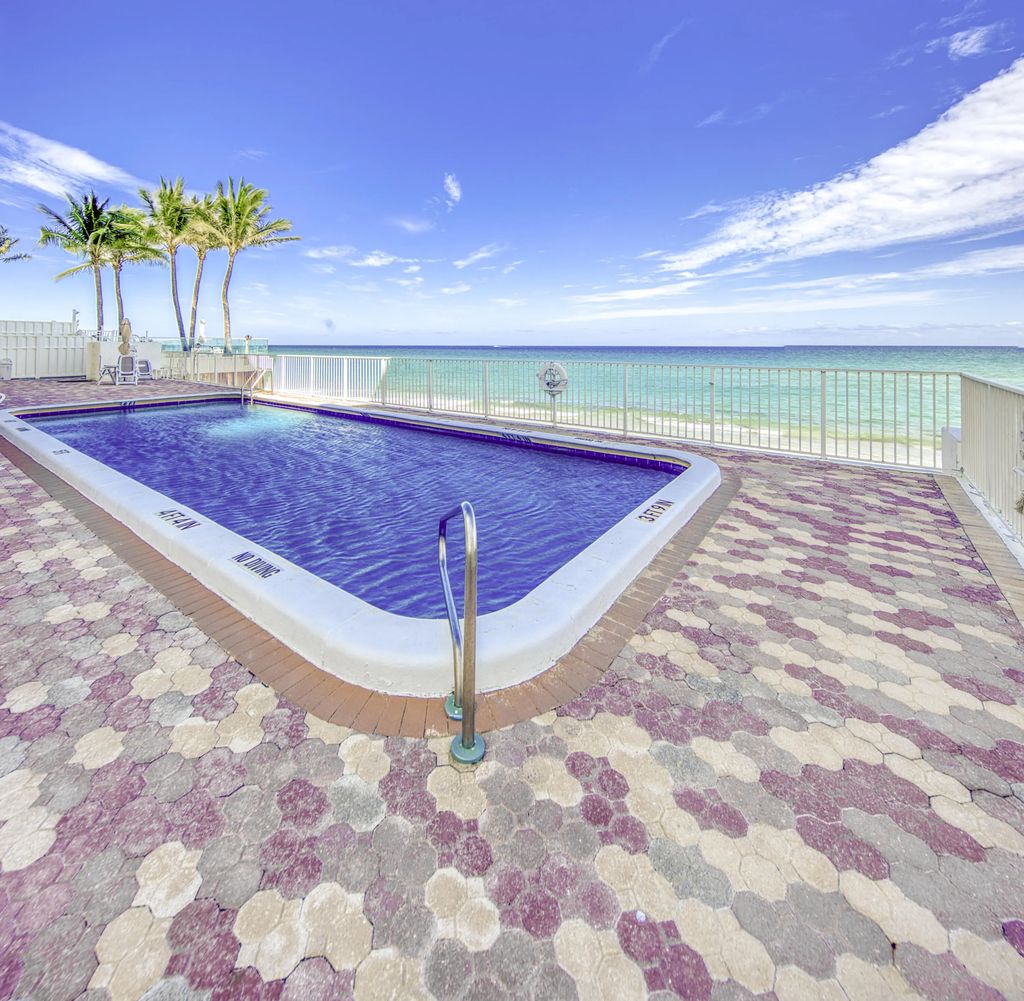 3580 S Ocean Boulevard #3a, South Palm Beach
