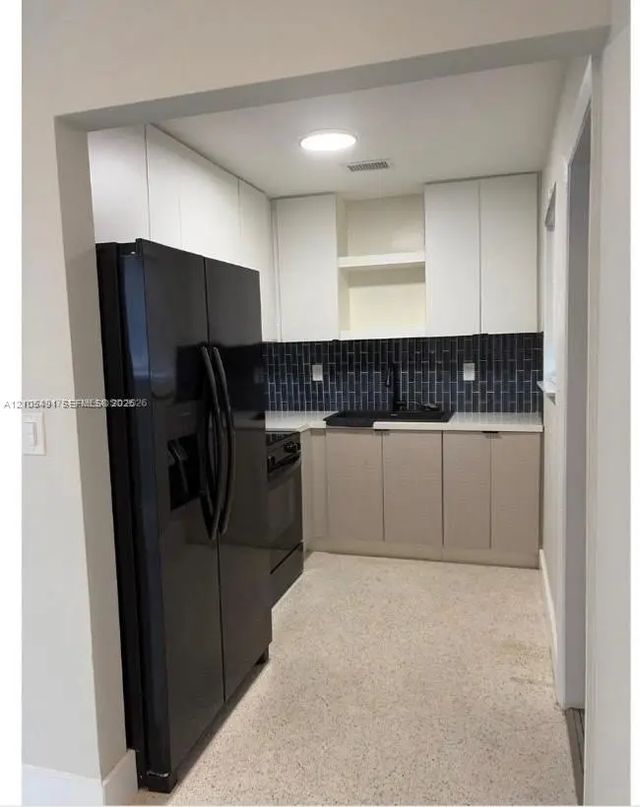 3 of 12 - 3530 Sw 22nd Terrace, Miami, FL