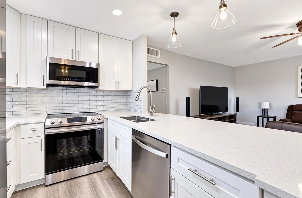 313 Saxony  #g, Delray Beach