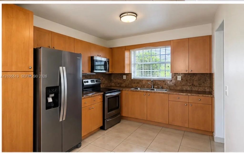 1100 Nw 29th Avenue #1102, Miami