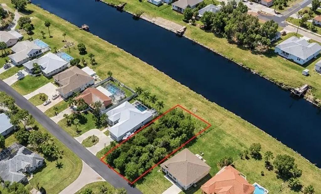 1636 Sw Lexington Drive, Port St. Lucie