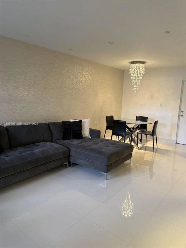 3 of 13 - 17570 Atlantic Boulevard #119, Sunny Isles Beach, FL