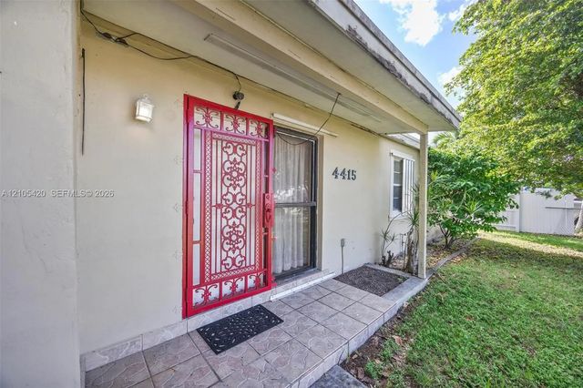 2 of 32 - 4415 Sw 112th Place, Miami, FL