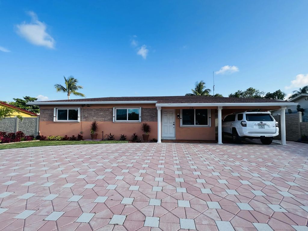 214 Sw 3rd Avenue, Boynton Beach