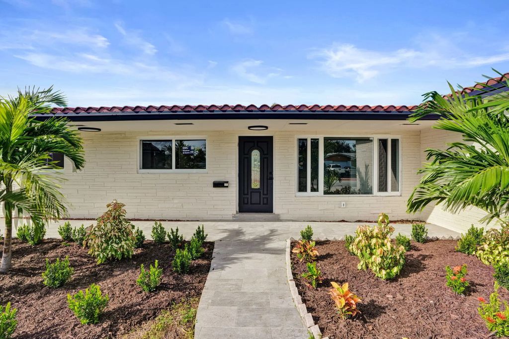 8351 Nw 19th Street, Pembroke Pines