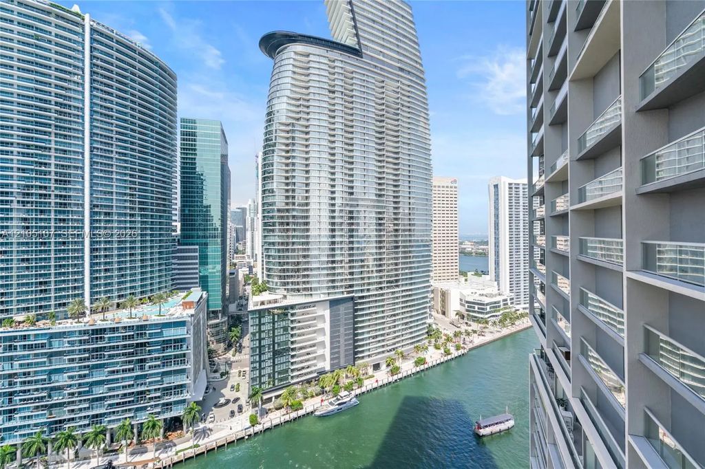 475 Brickell Avenue #2610, Miami