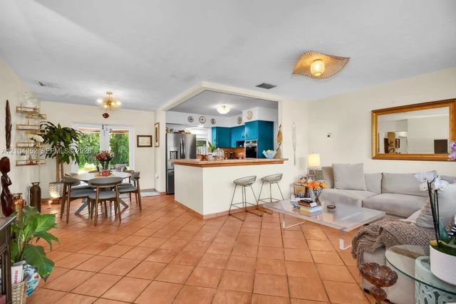 3 of 26 - 7840 Sw 99th Street, Miami, FL