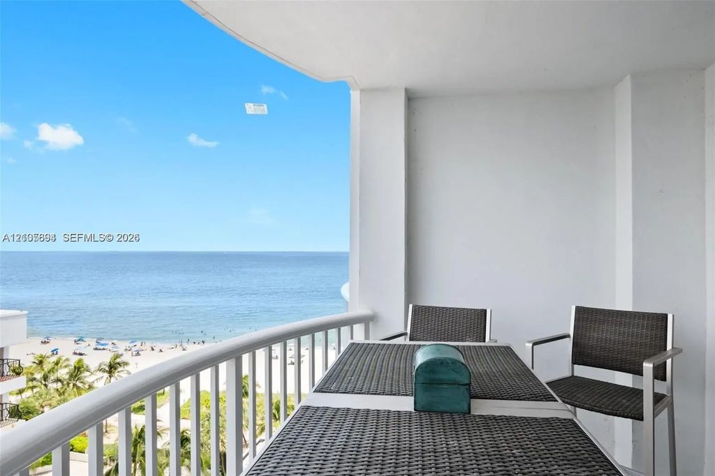 5401 Collins Avenue #807, Miami Beach
