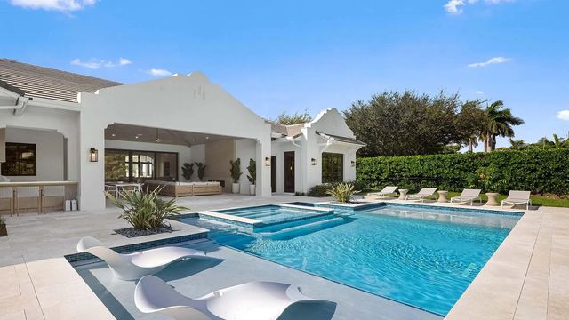2775 Ave Au Soleil, Gulf Stream