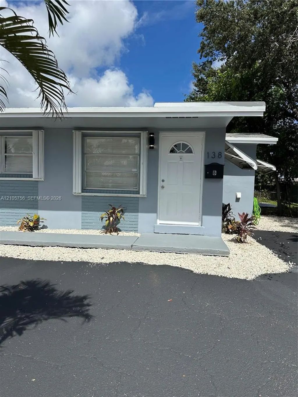 137 Se 2nd Avenue #a, Hallandale Beach