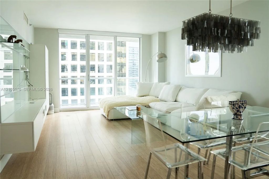 500 Brickell Avenue #1910, Miami