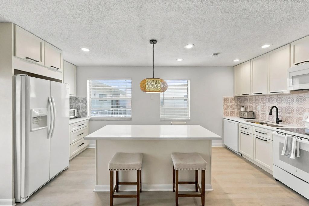 74 Normandy B, Delray Beach