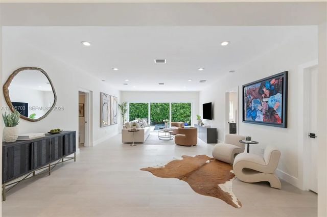 4 of 45 - 190 Nw 102nd Street, Miami Shores, FL