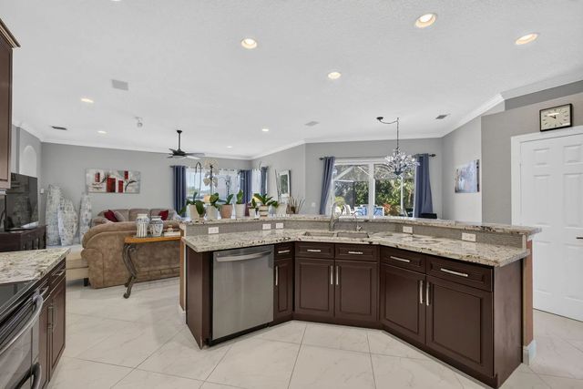 4 of 100 - 11910 Torreyanna Circle, Palm Beach Gardens, FL