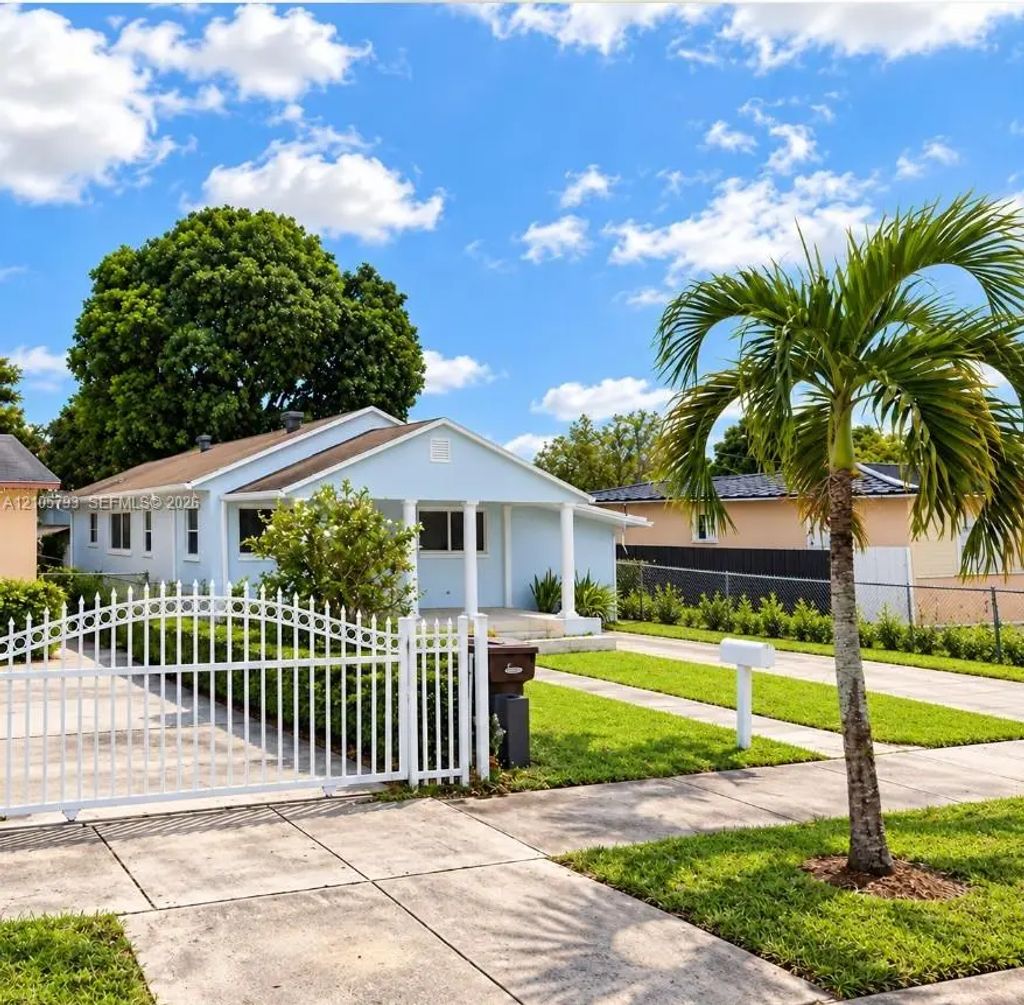 258 E 12th Street, Hialeah
