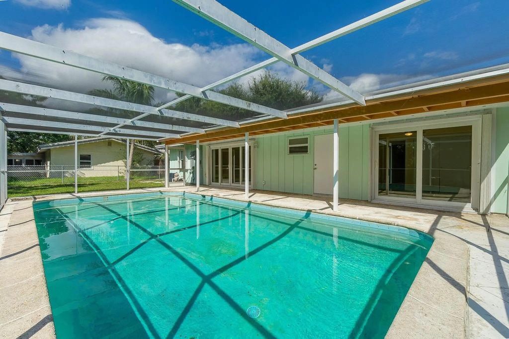 1166 Sw 4th Street, Boca Raton