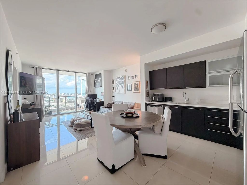 90 Sw 3rd Street #1910, Miami