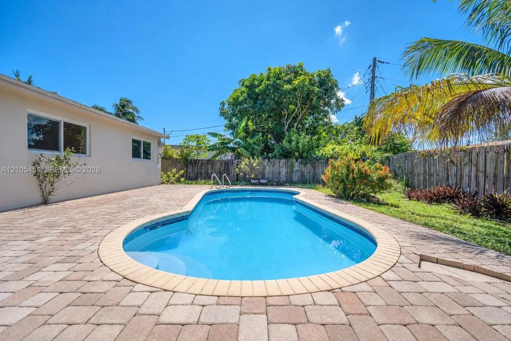 4071 Nw 3rd Terrace, Deerfield Beach