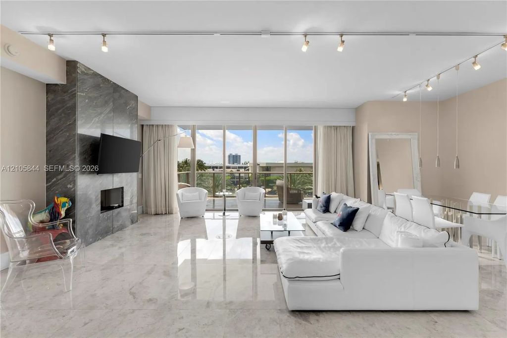 N/A, Bal Harbour