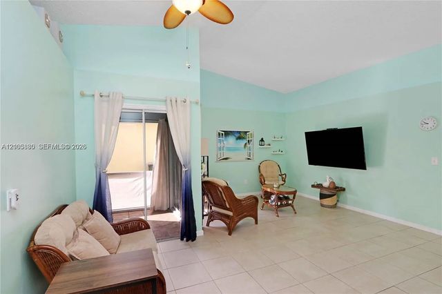 5 of 16 - 527 Se 21st Drive, Homestead, FL