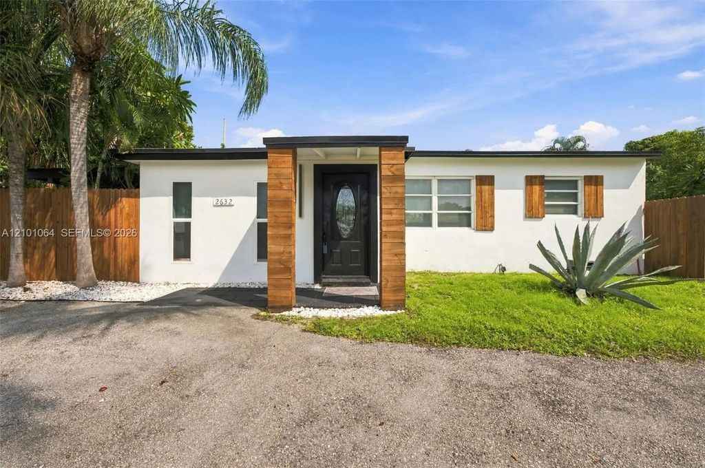 2632 Ne 15th Avenue, Pompano Beach