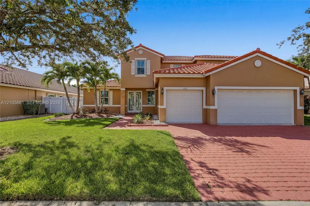 1588 Sw 191st Avenue, Pembroke Pines