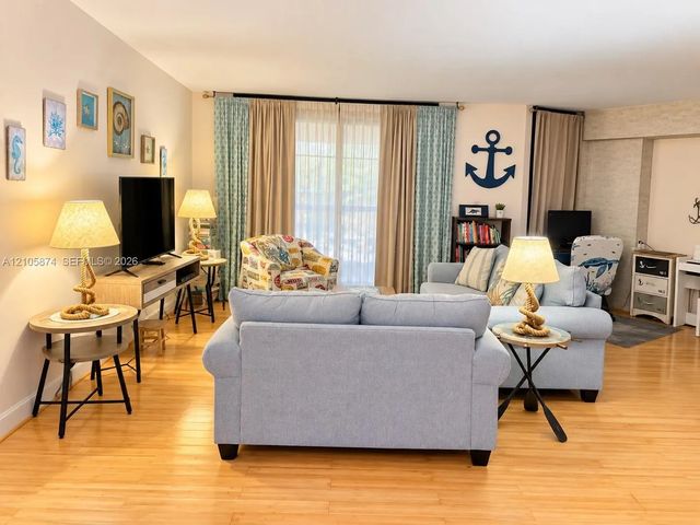 3300 Ne 192nd Street #1103, Aventura