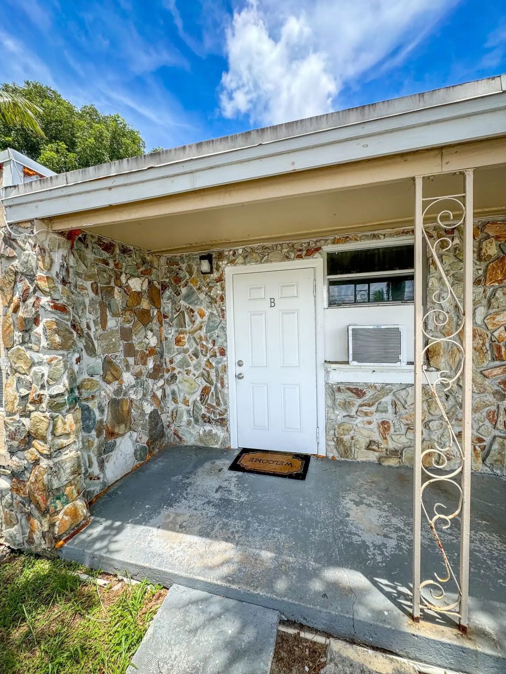 3063 Floweva Street #a, Palm Springs