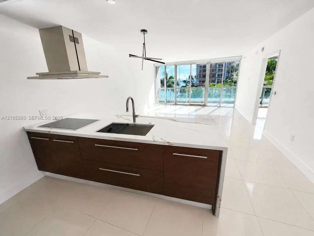465 Brickell Avenue #417, Miami