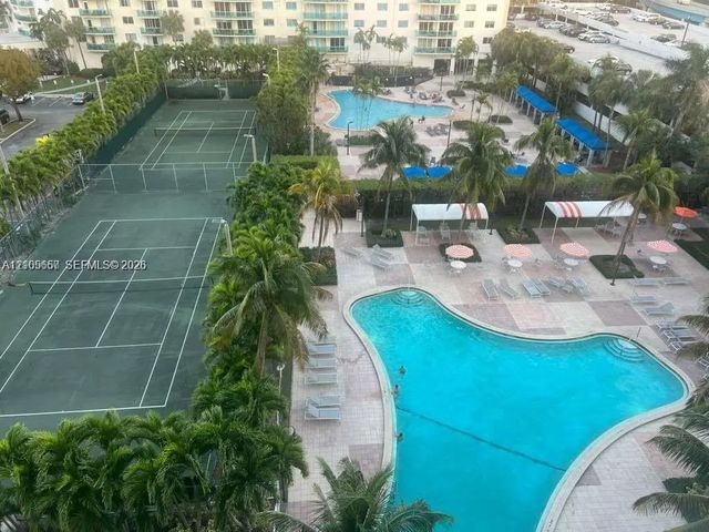 5 of 13 - 19380 Collins Avenue #808, Sunny Isles Beach, FL