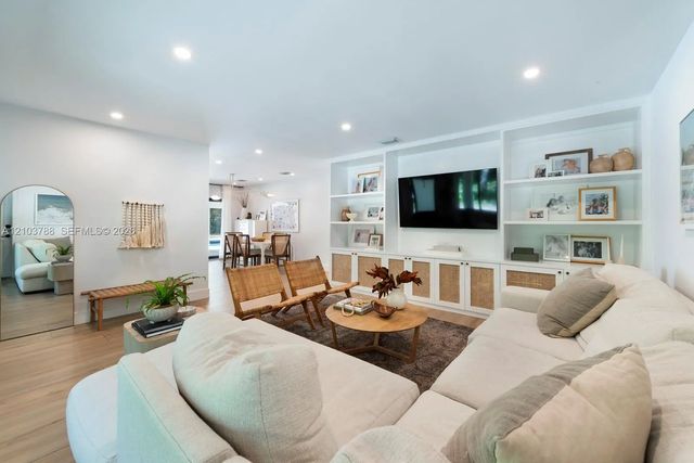 3 of 34 - 12500 Sw 69th Avenue, Pinecrest, FL