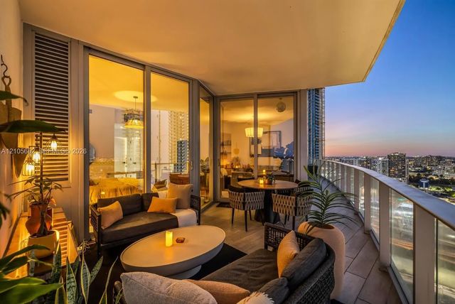 2 of 46 - 851 Ne 1st Avenue #3403, Miami, FL
